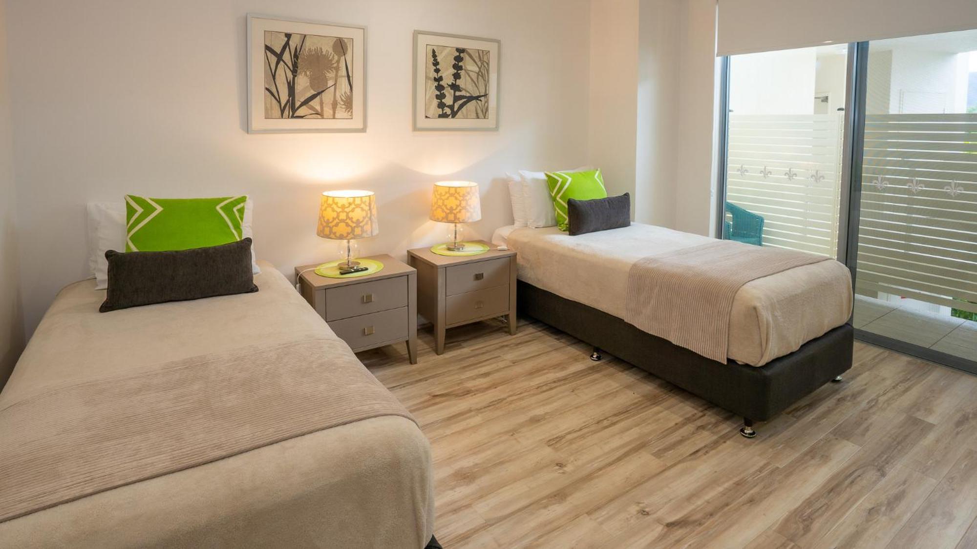 Vue Apartments Триніті-Біч Екстер'єр фото